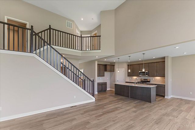 1307 Trailhead Place, Harrison, OH 45030