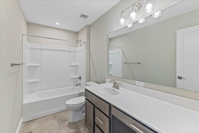 1307 Trailhead Place, Harrison, OH 45030