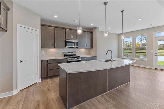 1307 Trailhead Place, Harrison, OH 45030