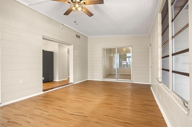 1113 OAKLAND CIRCLE, Tavares, FL 32778