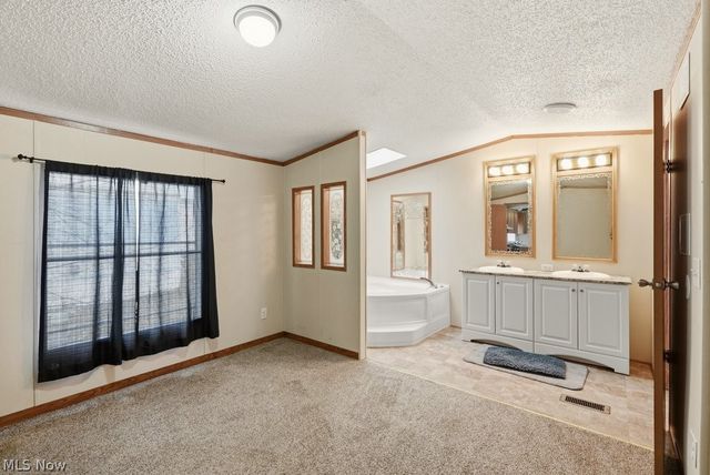 6507 Robby Lane, Ravenna, OH 44266