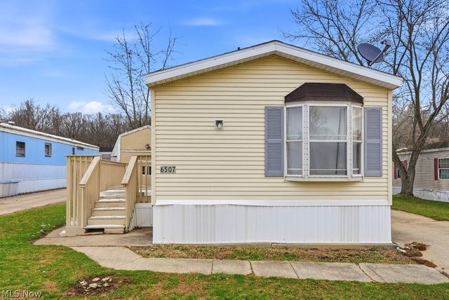 6507 Robby Lane, Ravenna, OH 44266