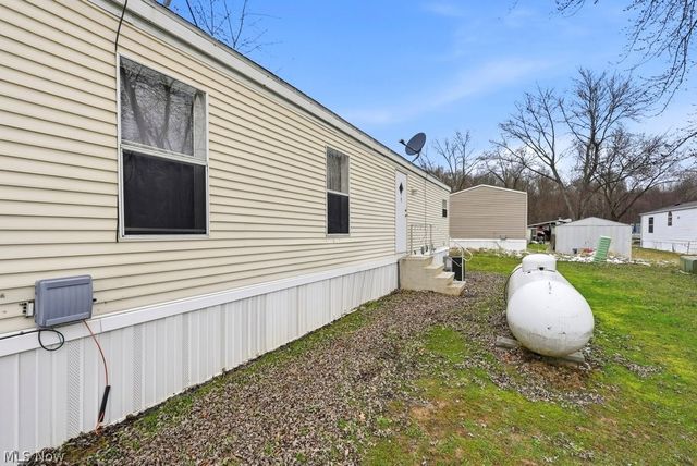 6507 Robby Lane, Ravenna, OH 44266