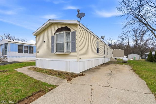 6507 Robby Lane, Ravenna, OH 44266