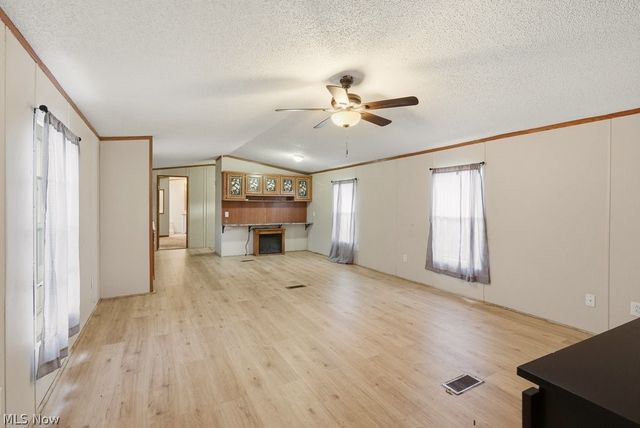 6507 Robby Lane, Ravenna, OH 44266