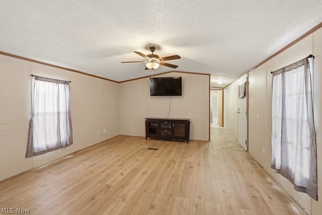 6507 Robby Lane, Ravenna, OH 44266