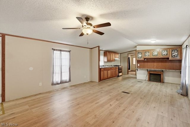 6507 Robby Lane, Ravenna, OH 44266