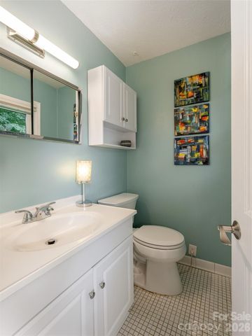14 Fox Run Place, Fairview, NC 28730