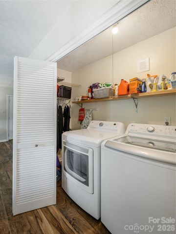 14 Fox Run Place, Fairview, NC 28730
