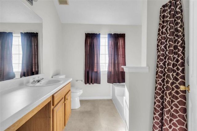 1289 Labrador Lane, Riverdale, GA 30296