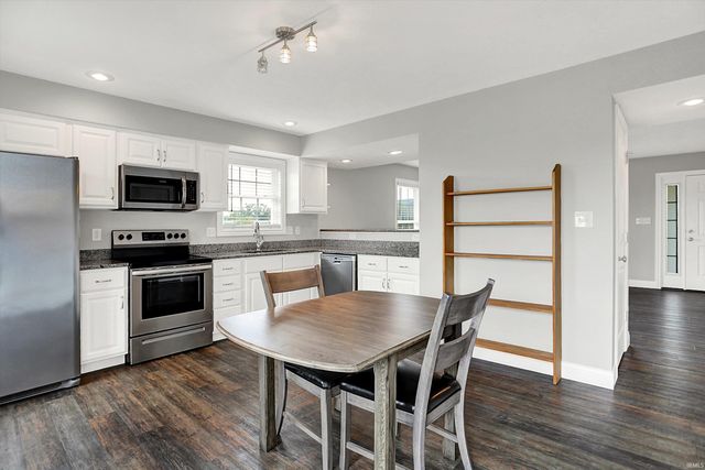 1771 W Victoria Lane, Bloomington, IN 47403