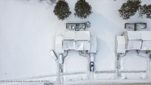 3941 Glenburne Boulevard, Lansing, MI 48911