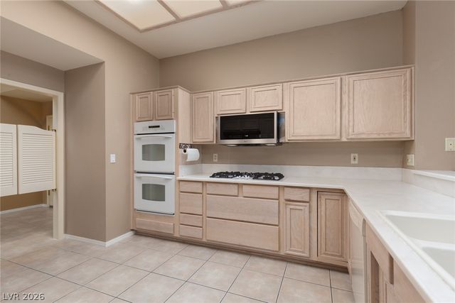 8604 Linderwood Drive, Las Vegas, NV 89134