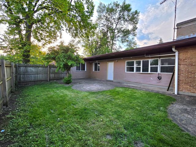 1213 Orchard Avenue, Chicago Heights, IL 60411