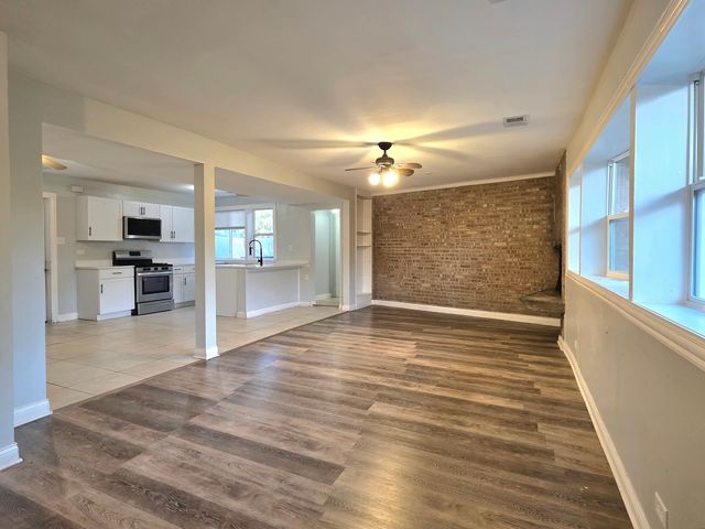 1213 Orchard Avenue, Chicago Heights, IL 60411