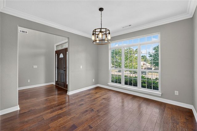 6253 W Persimmon Street, Fayetteville, AR 72704