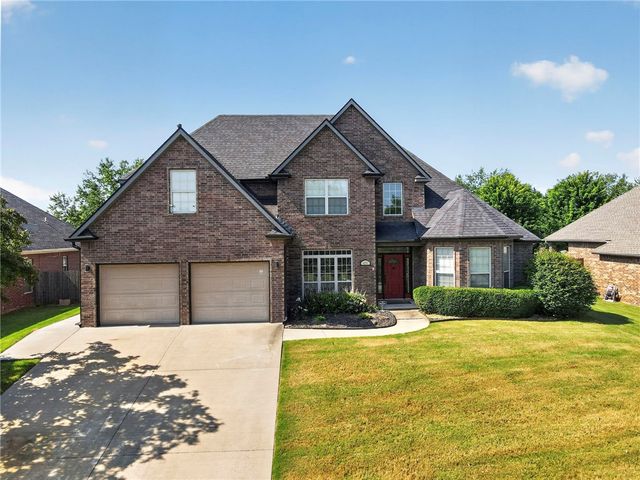 6253 W Persimmon Street, Fayetteville, AR 72704