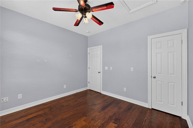 6253 W Persimmon Street, Fayetteville, AR 72704