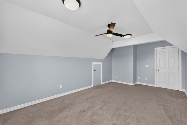 6253 W Persimmon Street, Fayetteville, AR 72704