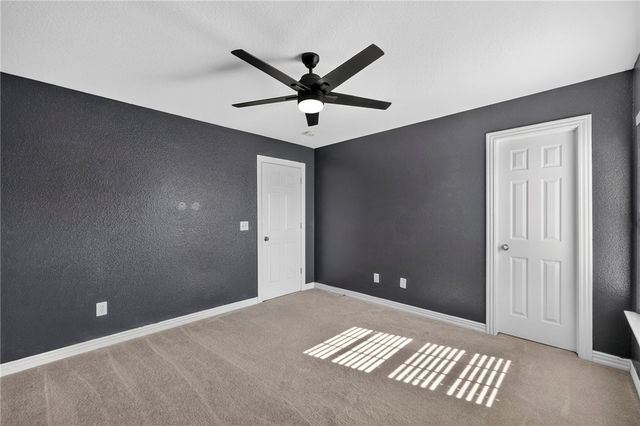 6253 W Persimmon Street, Fayetteville, AR 72704