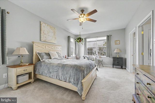 32 PAR CIR, Pottstown, PA 19464