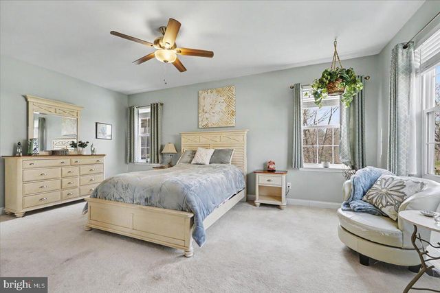 32 PAR CIR, Pottstown, PA 19464