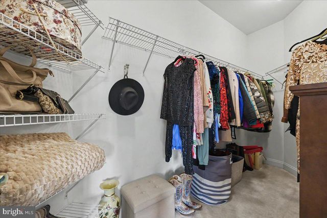 32 PAR CIR, Pottstown, PA 19464