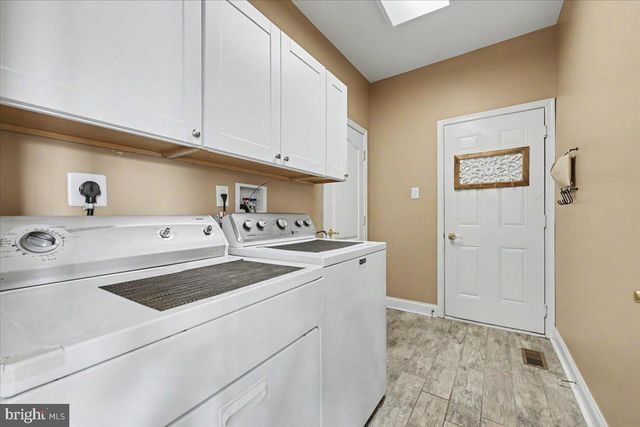 32 PAR CIR, Pottstown, PA 19464