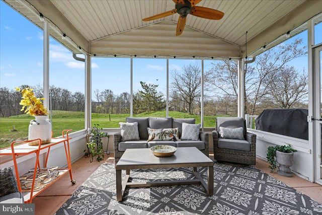 32 PAR CIR, Pottstown, PA 19464