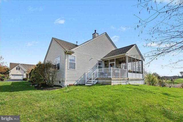 32 PAR CIR, Pottstown, PA 19464