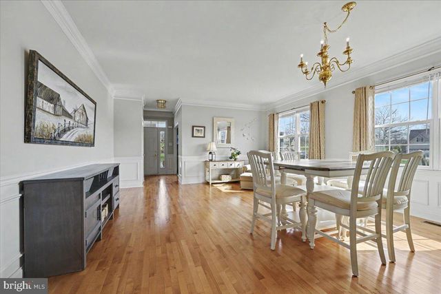 32 PAR CIR, Pottstown, PA 19464