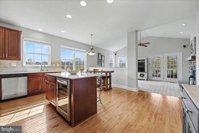 32 PAR CIR, Pottstown, PA 19464