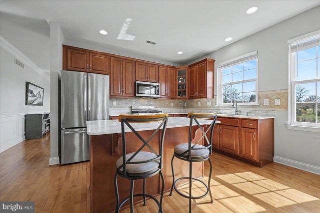 32 PAR CIR, Pottstown, PA 19464