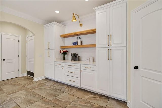 1436 Paul Eason DR, Chesapeake, VA 23322