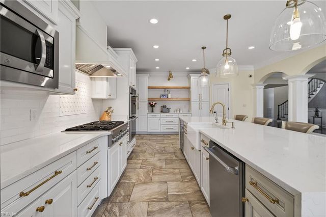 1436 Paul Eason DR, Chesapeake, VA 23322