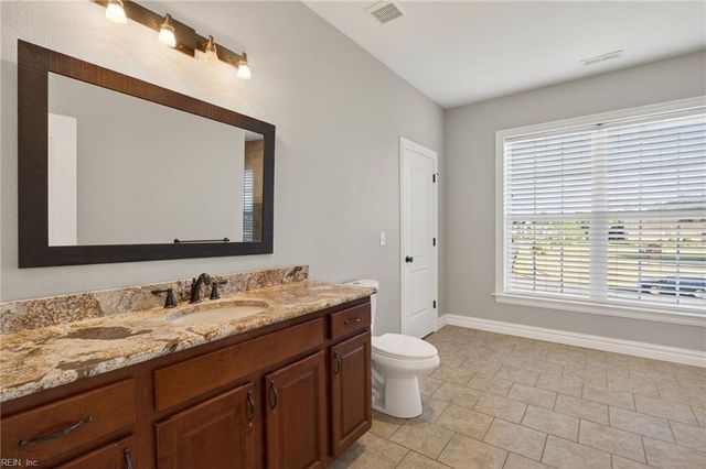 1436 Paul Eason DR, Chesapeake, VA 23322