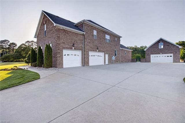 1436 Paul Eason DR, Chesapeake, VA 23322