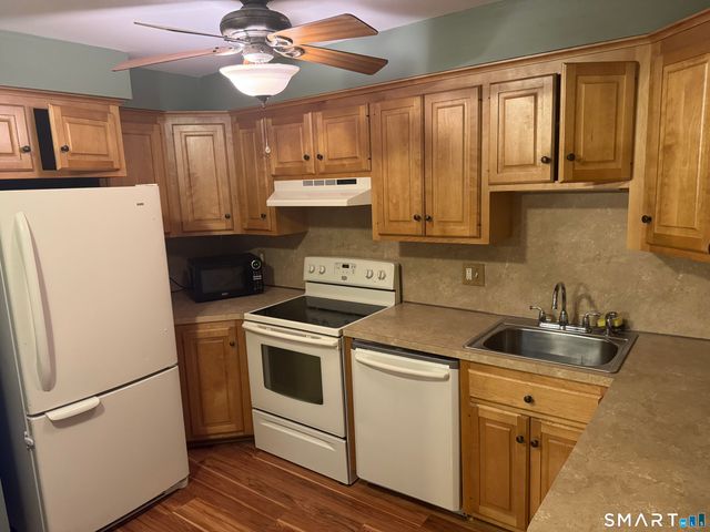 422 Emmett Street J, Bristol, CT 06010