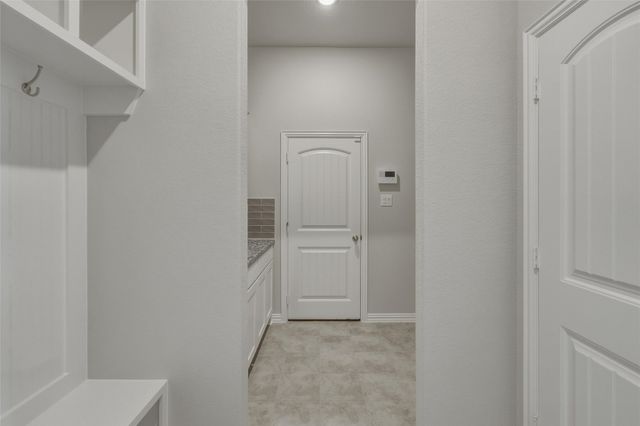 870 County Road 200, Valley View, TX 76272