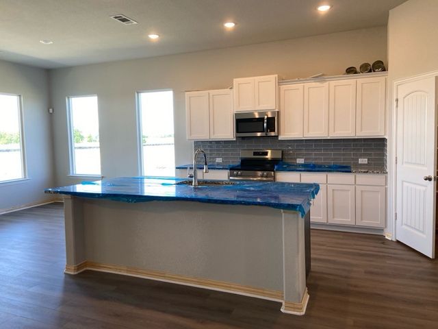 870 County Road 200, Valley View, TX 76272