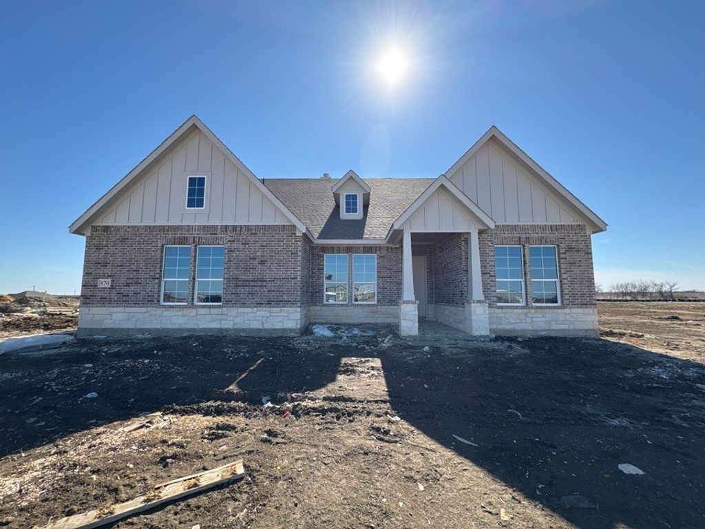 870 County Road 200, Valley View, TX 76272