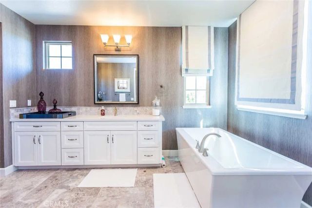 104 Electra, Irvine, CA 92618