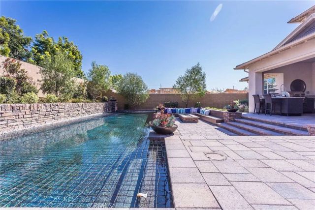 104 Electra, Irvine, CA 92618