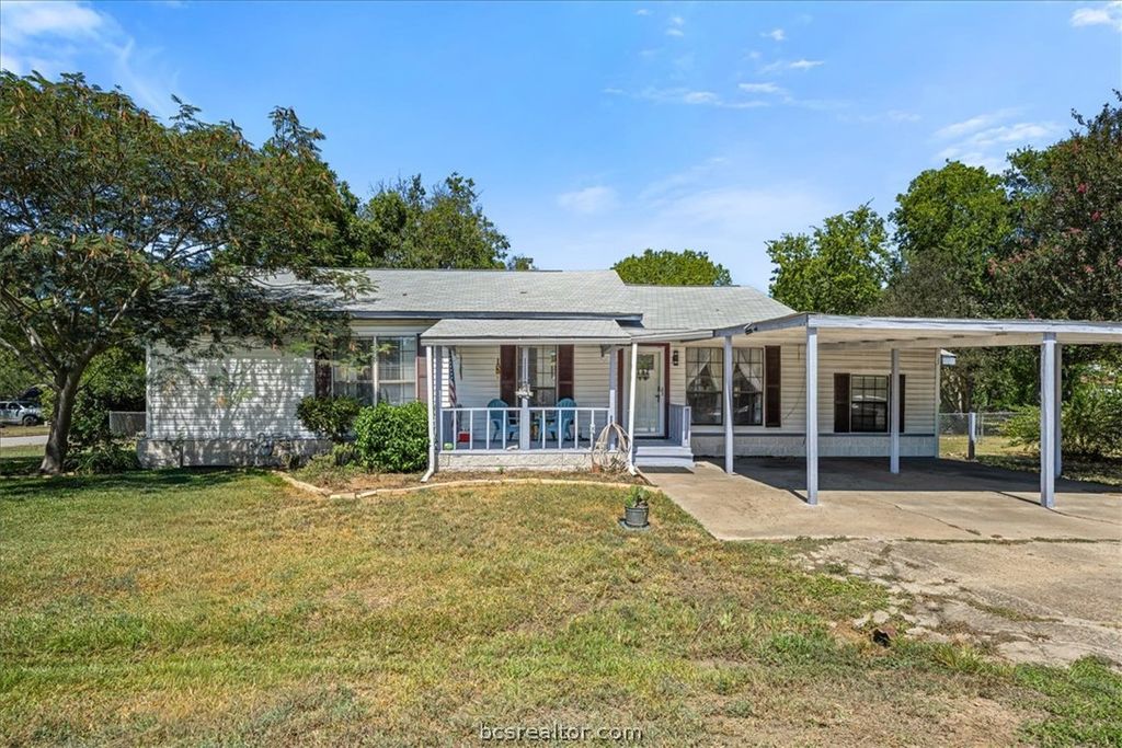 1206 W 8th St, Caldwell, TX 77836 — photo 2
