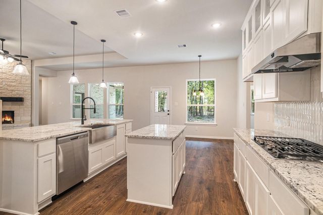 9826 Rambling Rose, Willis, TX 77378
