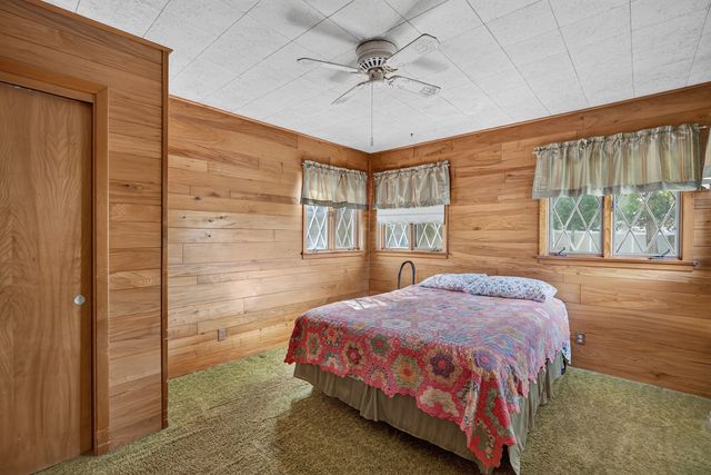 215 E 4th Street, Lockport, IL 60441