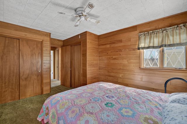 215 E 4th Street, Lockport, IL 60441
