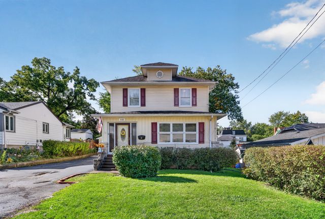 215 E 4th Street, Lockport, IL 60441