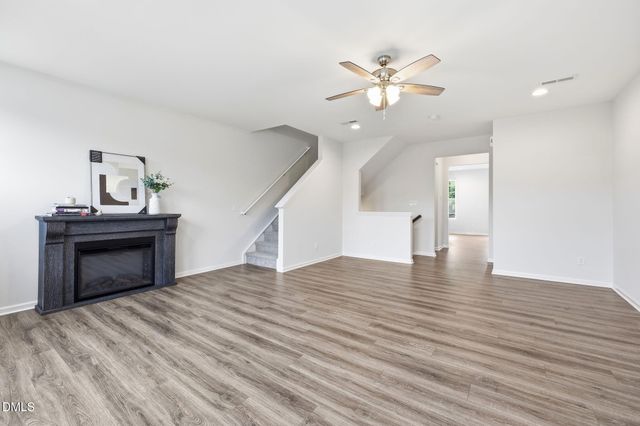 677 Grand Central Station, Apex, NC 27502