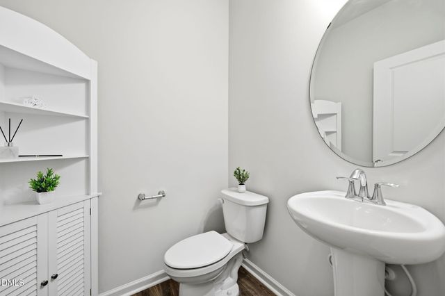 677 Grand Central Station, Apex, NC 27502